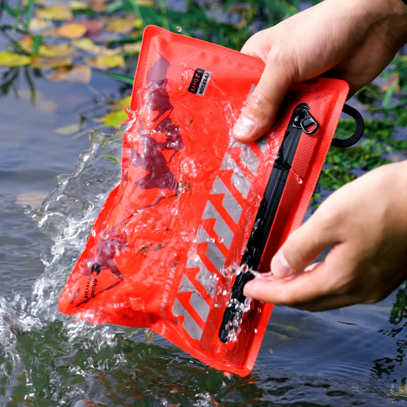 Waterproof First aid kit - Image 2